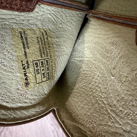 Ariat Tan Leather Cowboy Boots - Picture 12 of 14